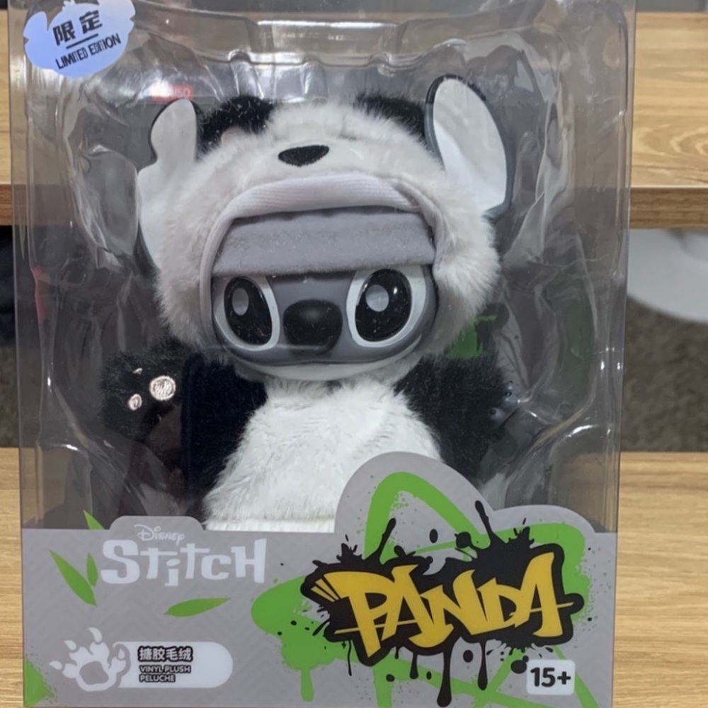 Miniso Disney stitch panda Japan exclusive